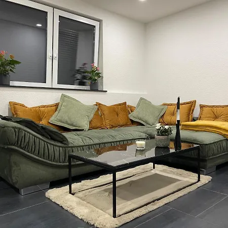 2 Zimmer Zur Taegliche Miete Апартаменты